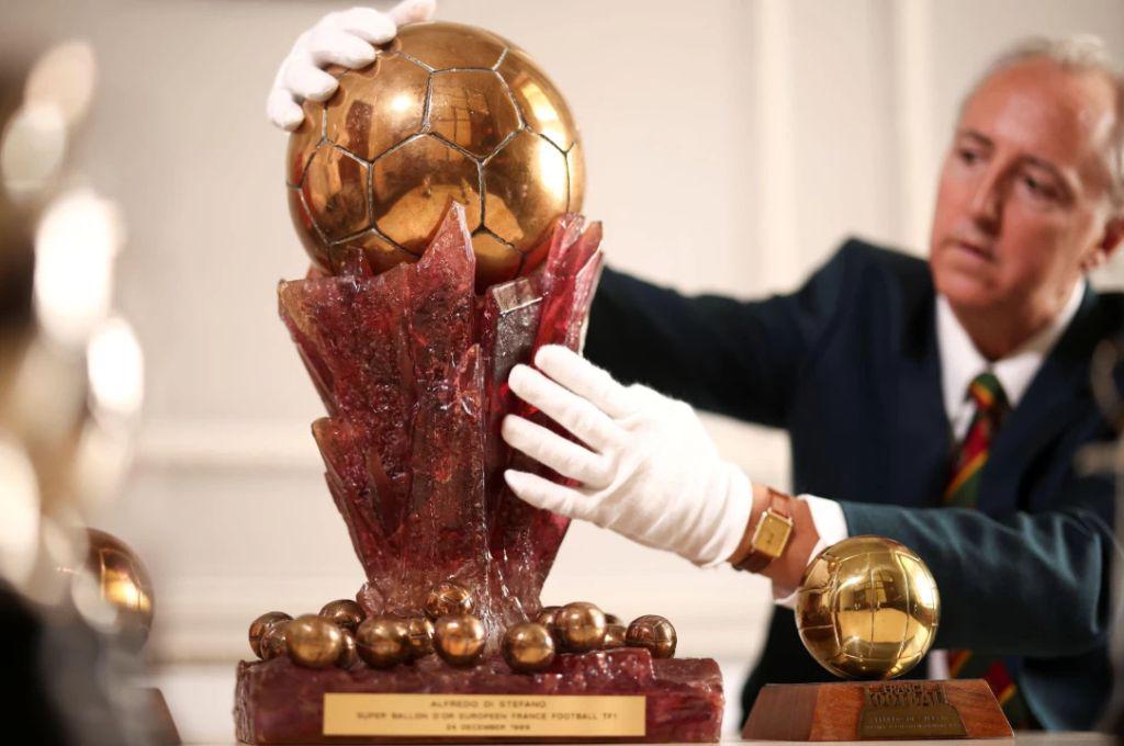 ¿Messi o Cristiano Ronaldo? FIFA entregaría el Super Balón de Oro en 2029 y ya hay polémica por el ganador