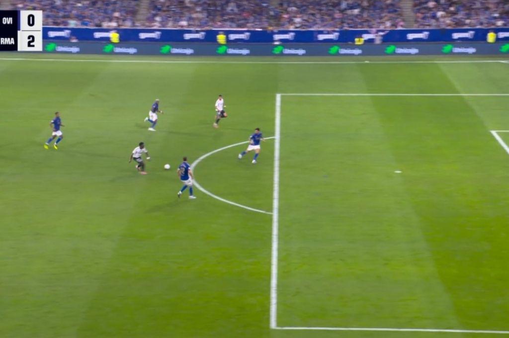 Mbappé le cerró la boca a Vinicius, el jugador que salió enojado con Xabi y la polémica que reclama el Oviedo ante Madrid