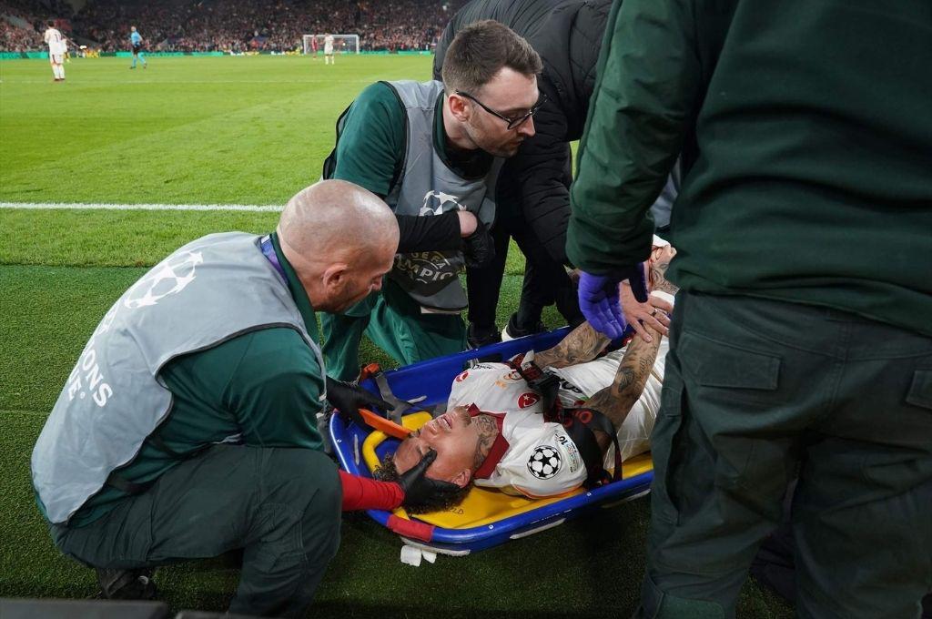 Amputaron su dedo tras ser eliminado de la Champions: la escalofríante imagen que se vivió en Anfield