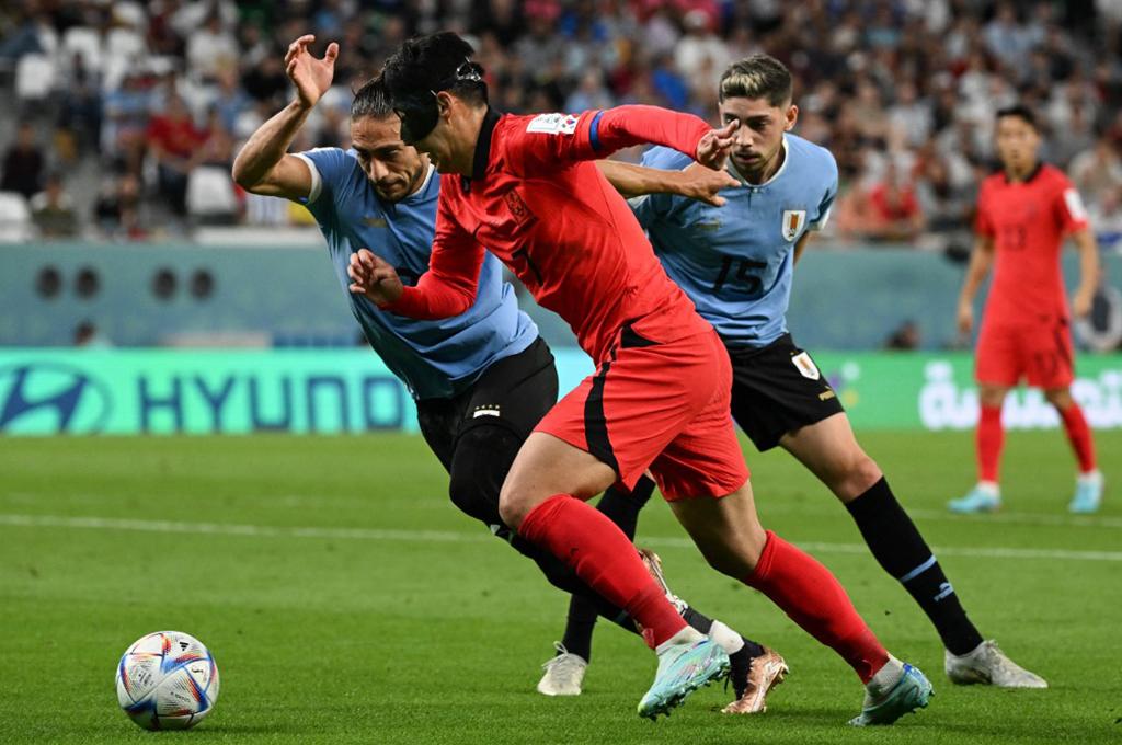 Uruguay tropieza contra Corea del Sur en el debut de ambas selecciones en el Mundial de Qatar 2022