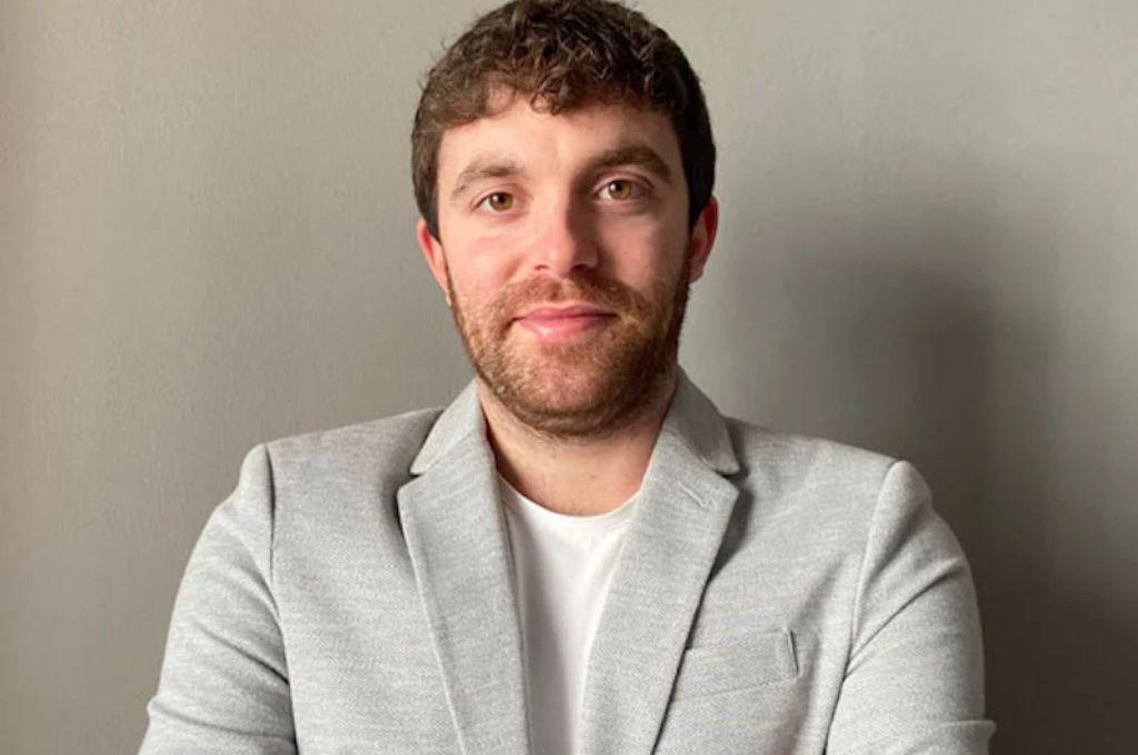 Fabrizio Romano, especialista en fichajes, revela quién es el mejor jugador de la historia del fútbol: “Para mí es un Dios”