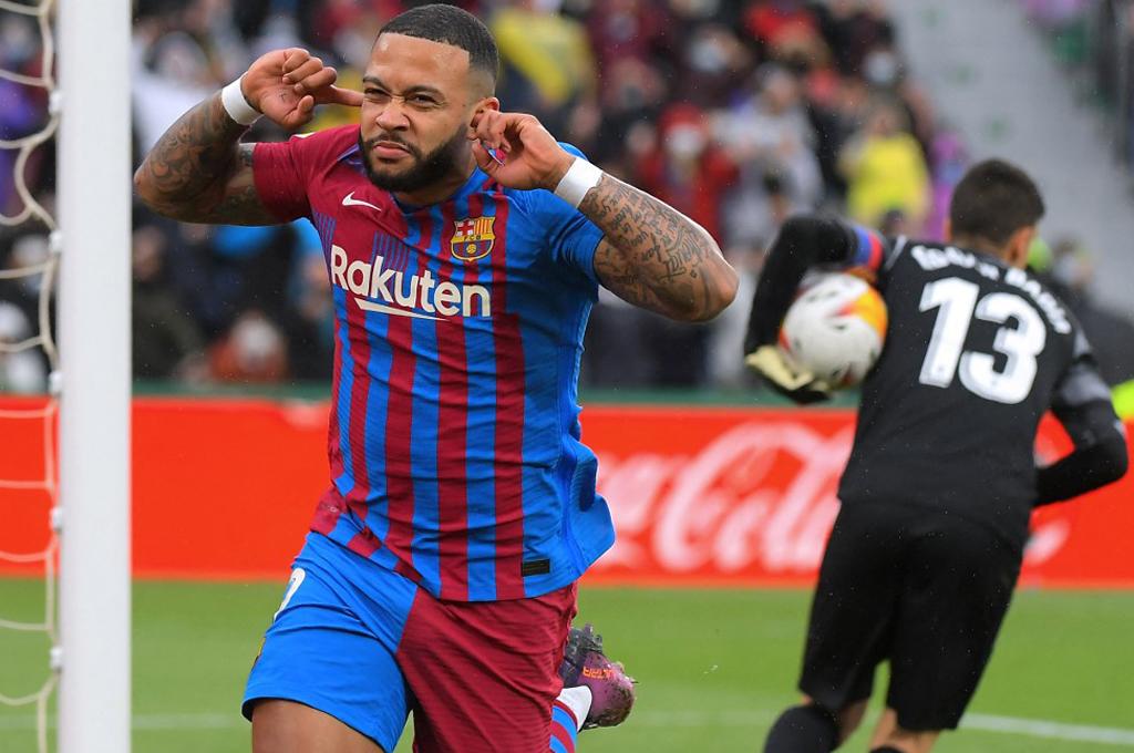 Así se vivió la polémica remontada del Barcelona sobre el Elche en la liga de España