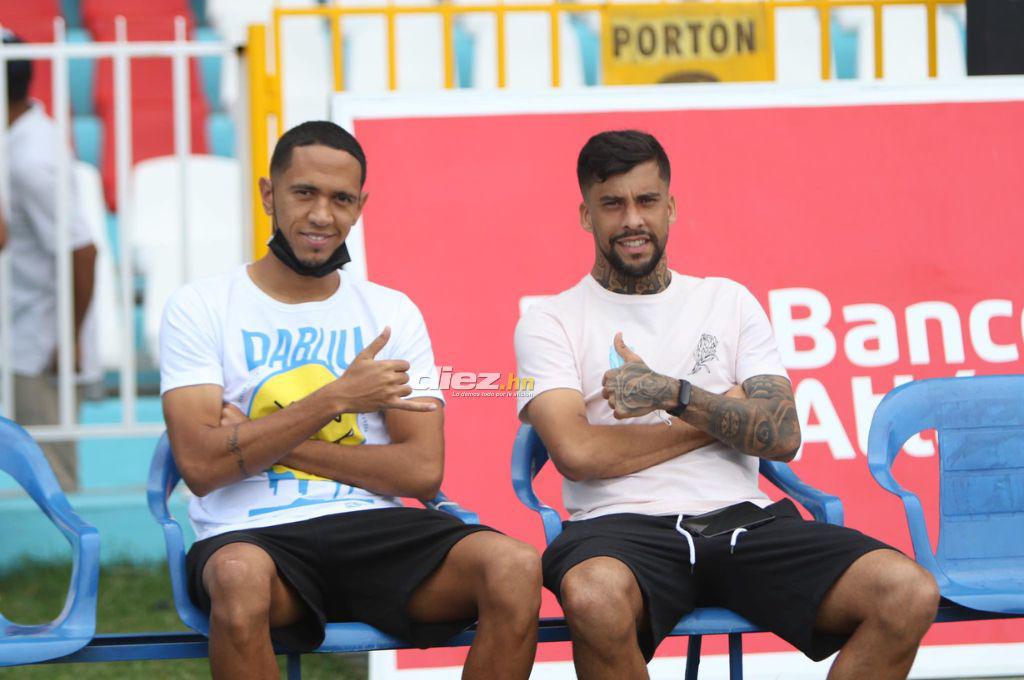 NO SE VIO EN TV: Las selfies del “Toro” Benguché, el detalle con los tacos del debutante Francisco Martínez y el enfado de Manolo Keosseián