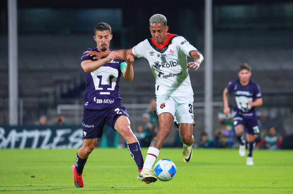 Victoria de Pumas ante Alajuelense en México y acaricia el boleto a los cuartos de final de la Champions de Concacaf