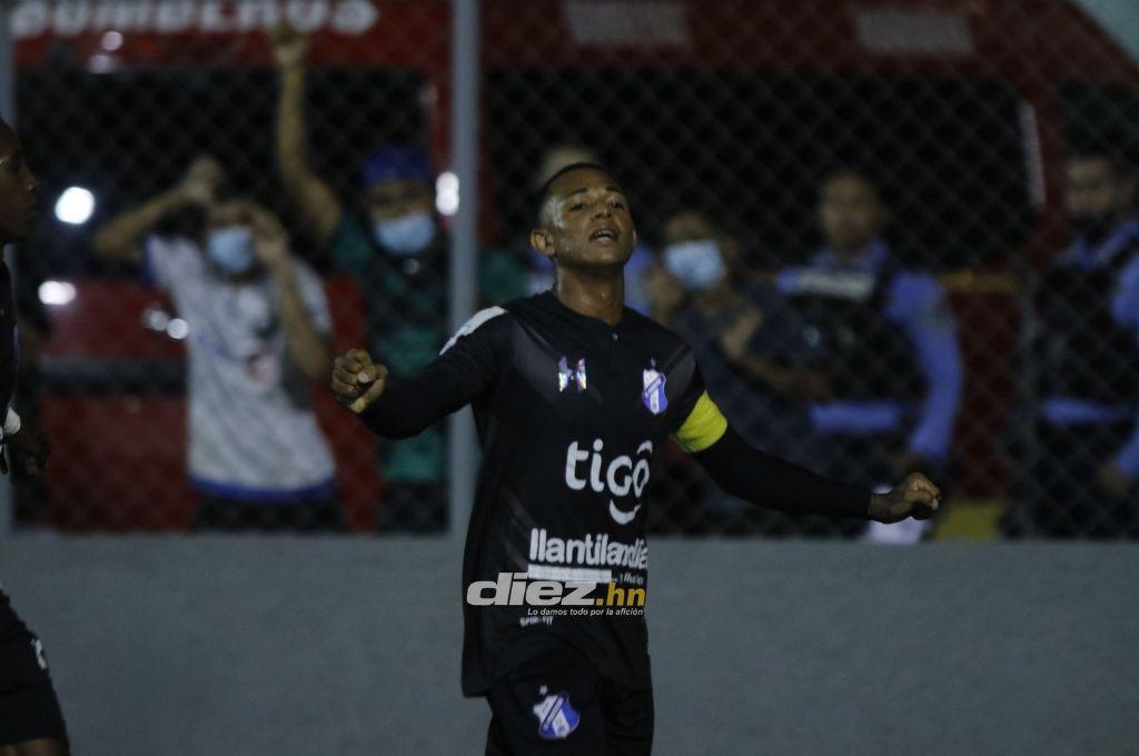 ¡Futbolistas destrozados! Las tristes imágenes del último partido de Platense en primera división en Honduras