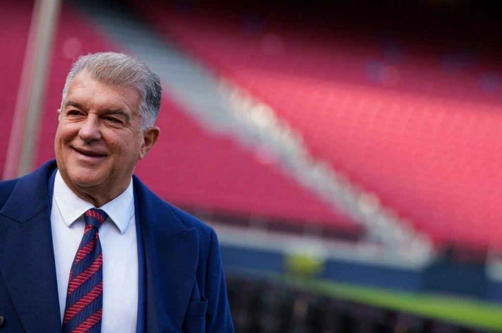 Cristiano Ronaldo lo quiso en su club: Laporta deja de ser presidente del Barcelona y se confirma su reemplazo