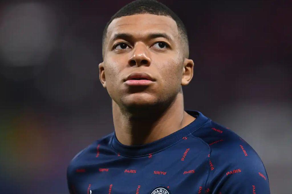 PSG rompe el silencio y envía rotundo mensaje a Kylian Mbappé con respecto a su futuro
