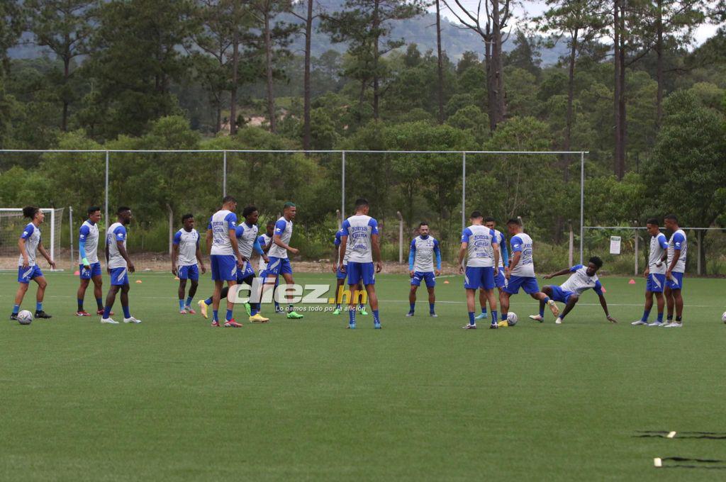 Quioto, con permiso especial, y el otro legionario que no se ha sumado; así fue el primer entrenamiento de Honduras de cara al duelo con Argentina