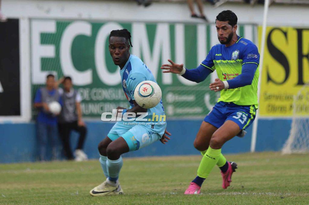 El ambiente que se vivió en el Olancho FC-Motagua y la euforia de Jonathan Rougier tras detener un penal; fue el “MVP”