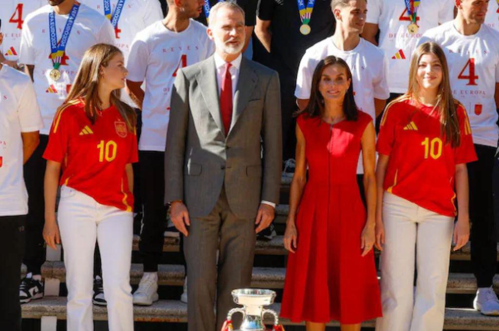 ¿Lo flechó? Álvaro Morata y su gesto con la hija del Rey de España, el regalo a la familia real y la fiesta en cibeles
