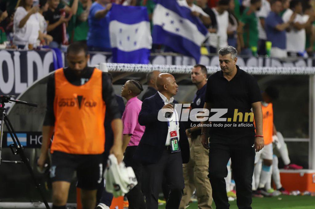 No se vio en TV: El jugador hondureño que no soportó la humillación ante México y así lo vivió Diego Vázquez