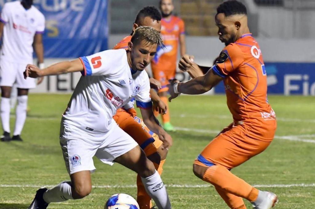 Olimpia sorprende y cambia de sede para su debut en el torneo Apertura contra los Lobos de la UPNFM