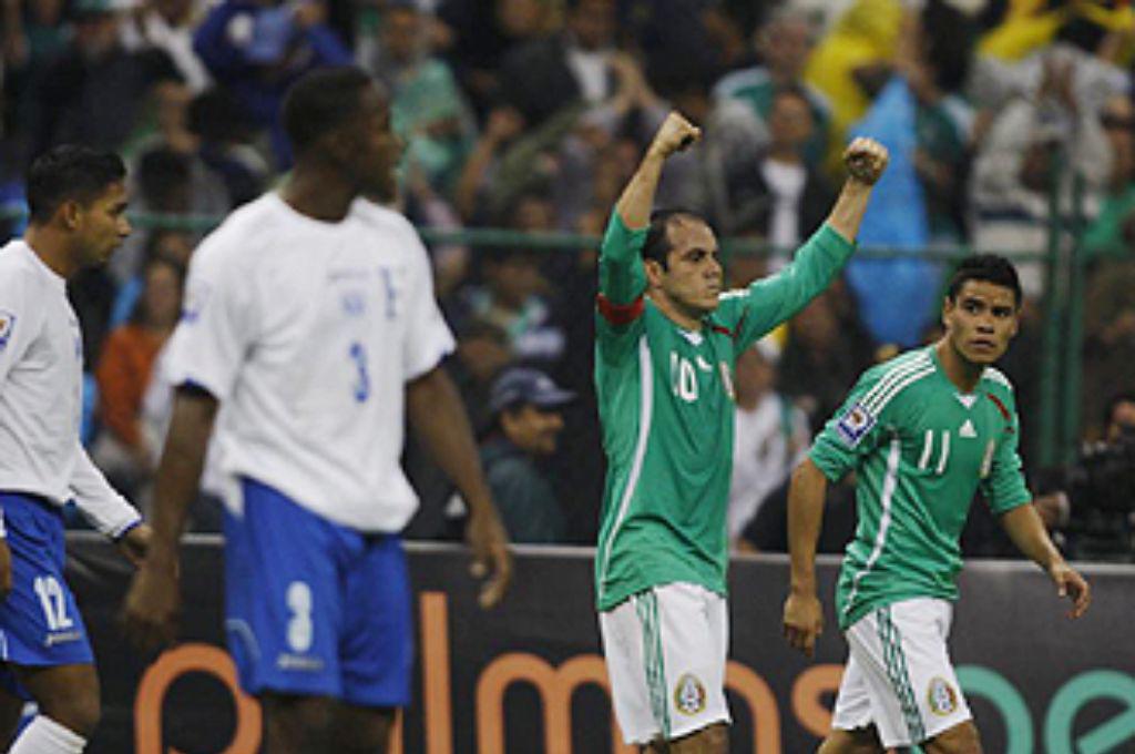 ¡Leyendas! Eran una pesadilla para sus rivales: Estos son los grandes goleadores históricos de la serie Honduras vs México