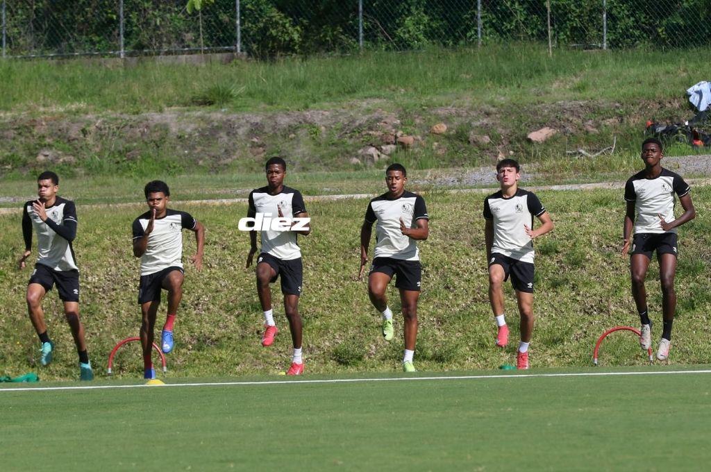 Olimpia sufrirá una baja, busca nuevo fichaje y Espinel le da la bienvenida; así fue el entreno del león previo al clásico con Motagua