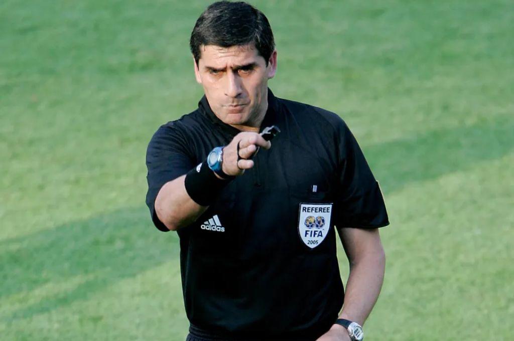 Árbitro confiesa que ayudó a Messi para jugar una final de la Copa América a cambio de un regalo: “Me lo dio en el camerino”