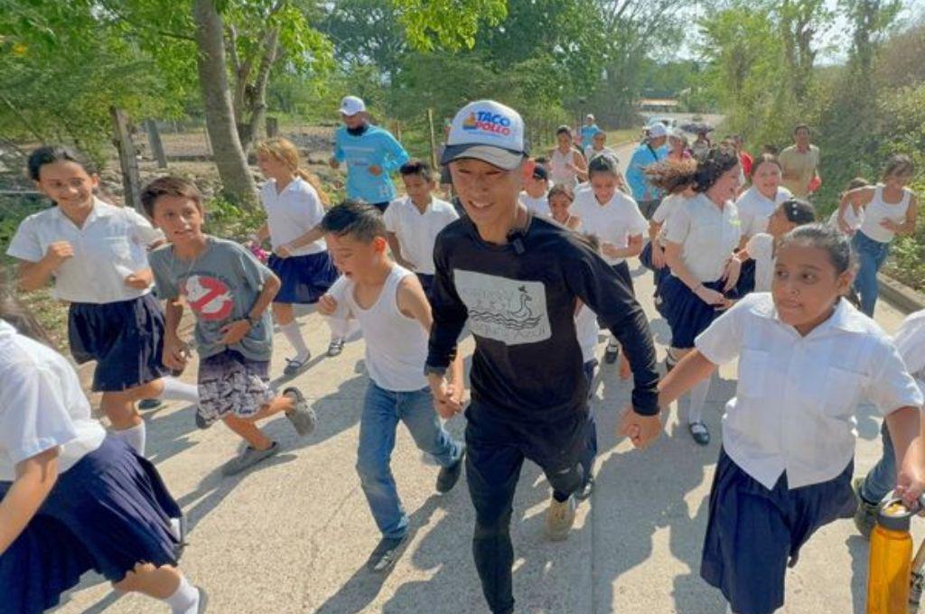Desmayados y apoyo total del pueblo hondureño: Así va la ruta de 250 KM de Shin Fujiyama para construir una escuela en la UNAH