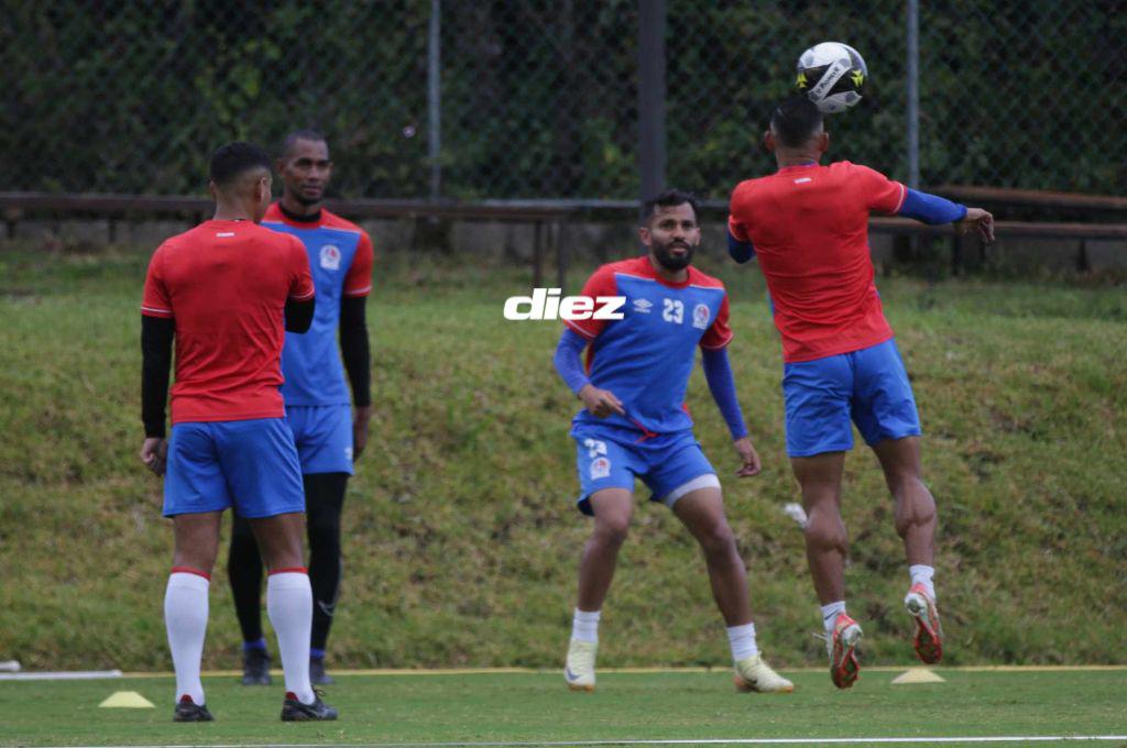 Con dos altas: Olimpia prepara su plan para sorprender al Inter de Miami de Leo Messi y así fue el entreno con Eduardo Espinel