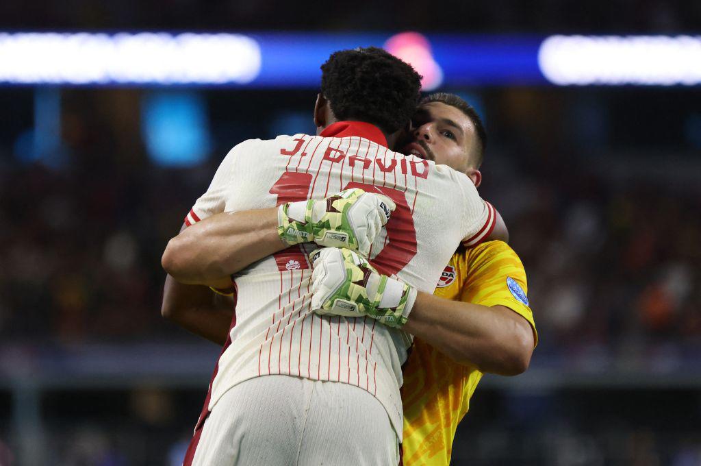 El histórico festejo de Canadá tras clasificar a semifinales de la Copa América y las lágrimas de los jugadores de Venezuela