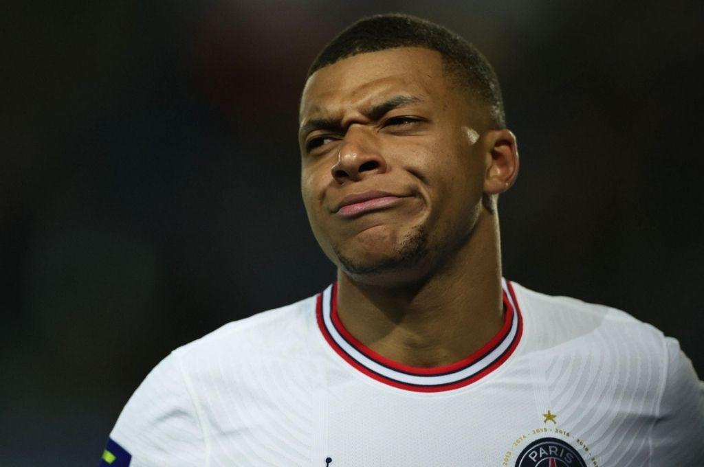 El consejo de una leyenda y Balón de Oro francés a Mbappé sobre si debe fichar por el Real Madrid