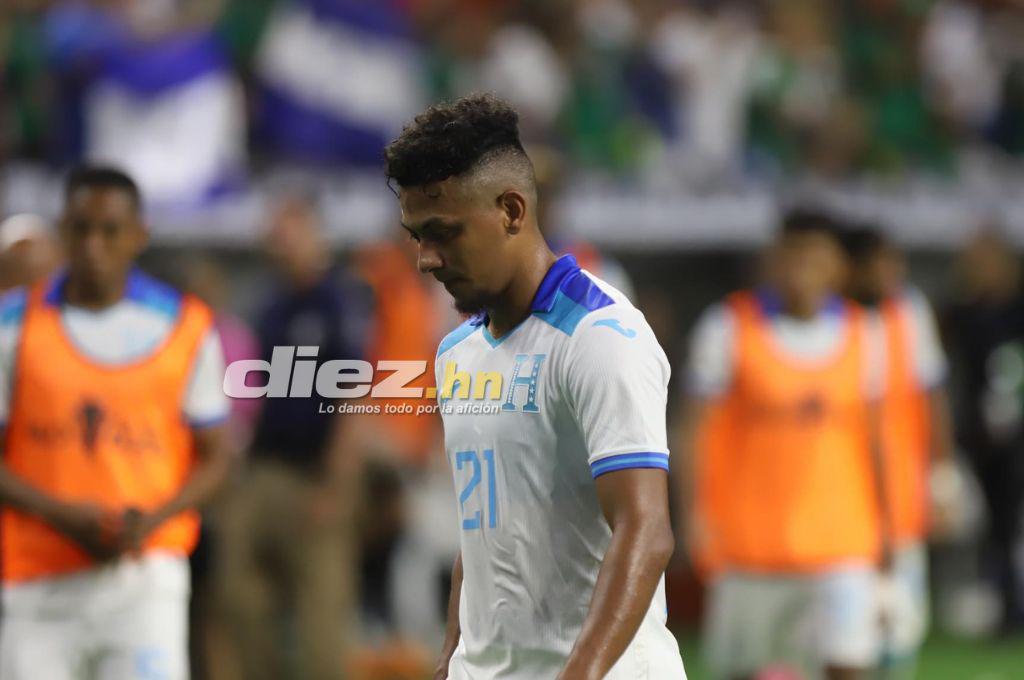 No se vio en TV: El jugador hondureño que no soportó la humillación ante México y así lo vivió Diego Vázquez