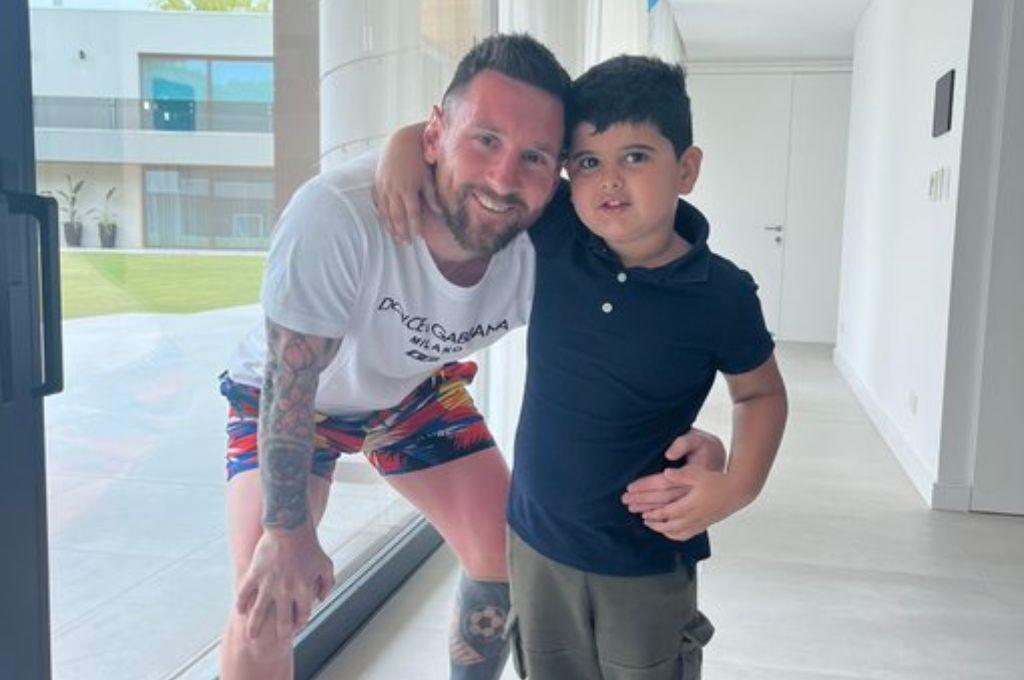 Mascherano llegó a Miami y fue recibido con tremendo abrazo; así le espera Messi y sus compañeros del Barcelona