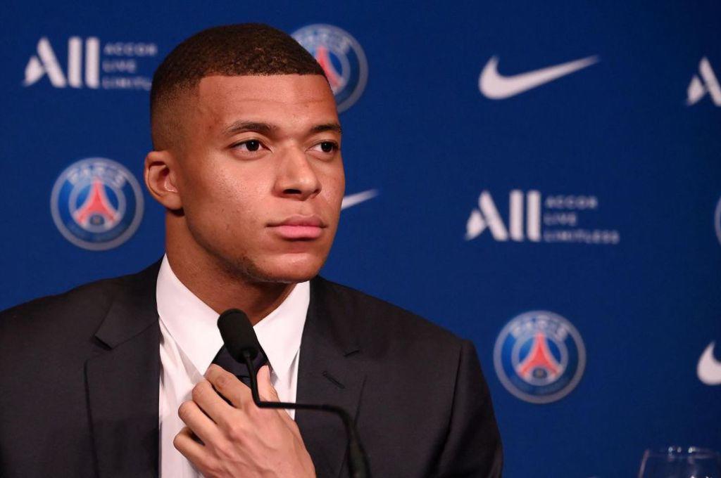 PSG y su rotunda postura con Mbappé, Piqué vuelve a las canchas, baja sensible en el Liverpool y Valverde revela su futuro