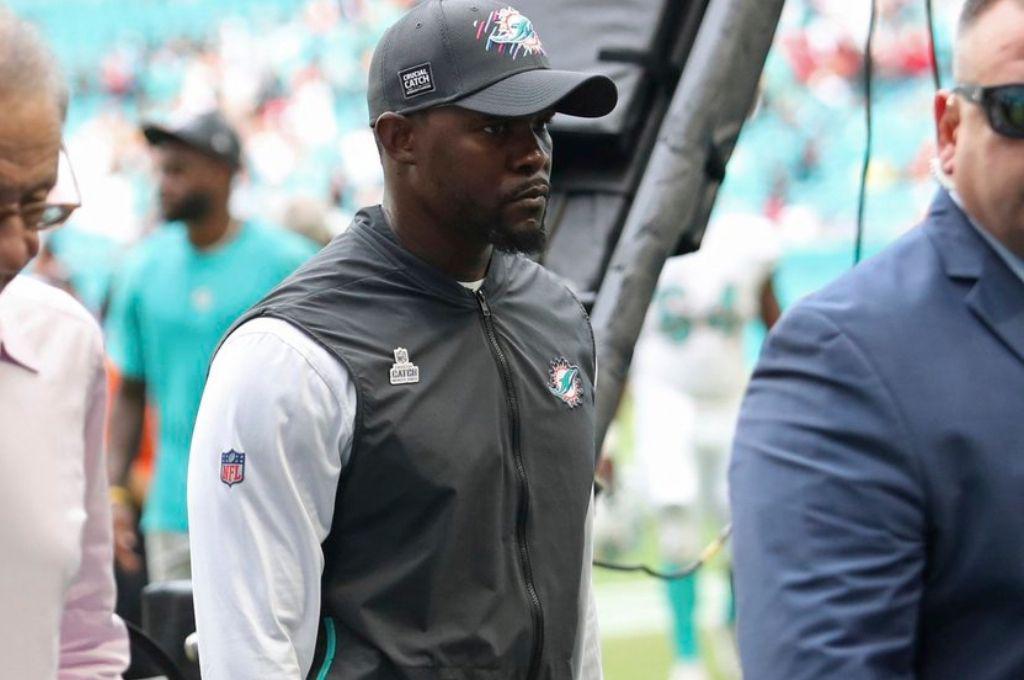 Brian Flores peligra con no volver a ser contratado como entrenador en la NFL tras su demanda