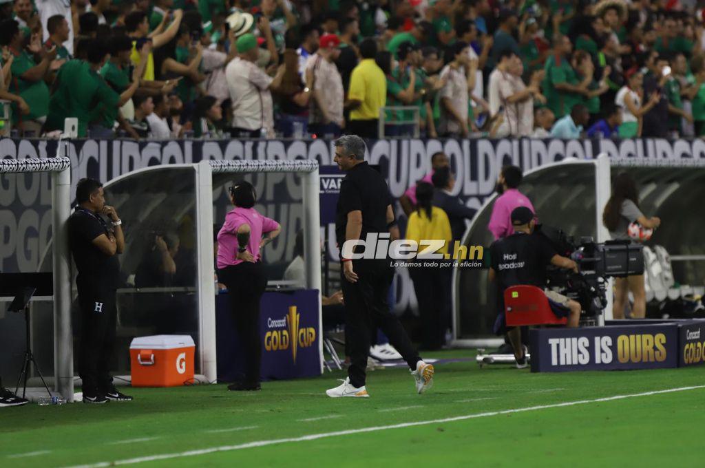 No se vio en TV: El jugador hondureño que no soportó la humillación ante México y así lo vivió Diego Vázquez