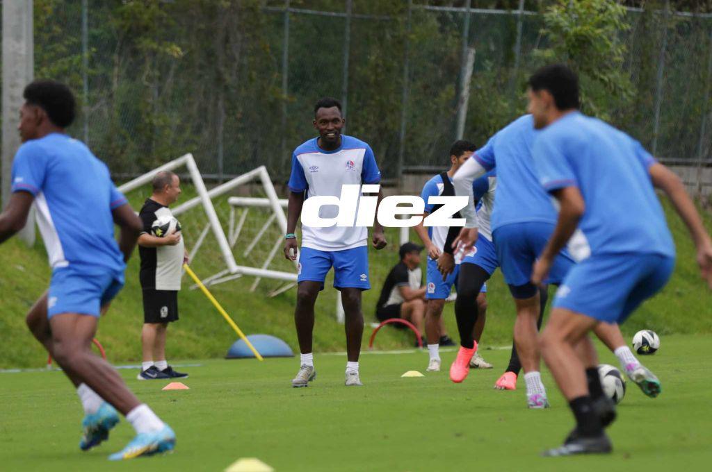 Así fue el primer entrenamiento de Eduardo Espinel con el Olimpia: Alberth Elis presente y varias ausencias