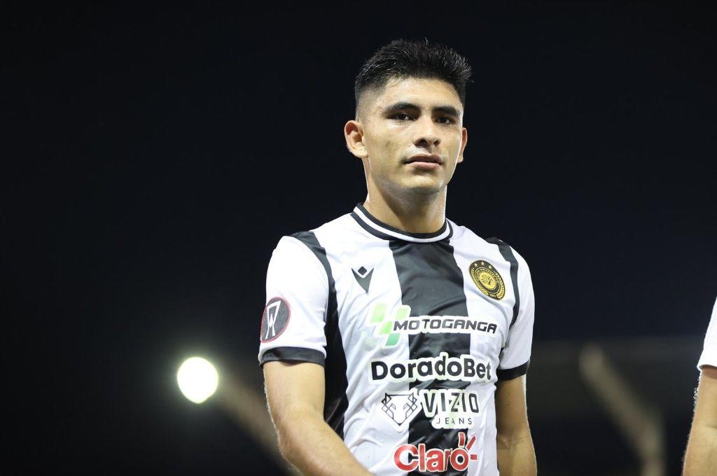 Futbolistas hondureños destacan y figuran en el 11 ideal de los octavos de la Copa Centroamericana de Concacaf