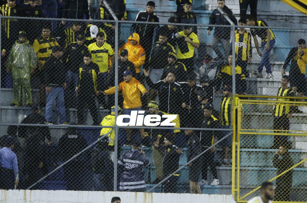 La triste imagen en el estadio Morazán, Real España estrenó uniforme y los incidentes de los aficionados con la Policía