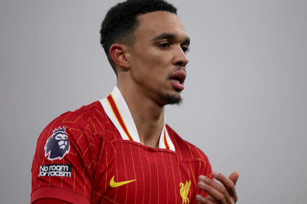 La rotunda respuesta que recibió Real Madrid tras la oferta a Alexander Arnold; leyenda del club explotó