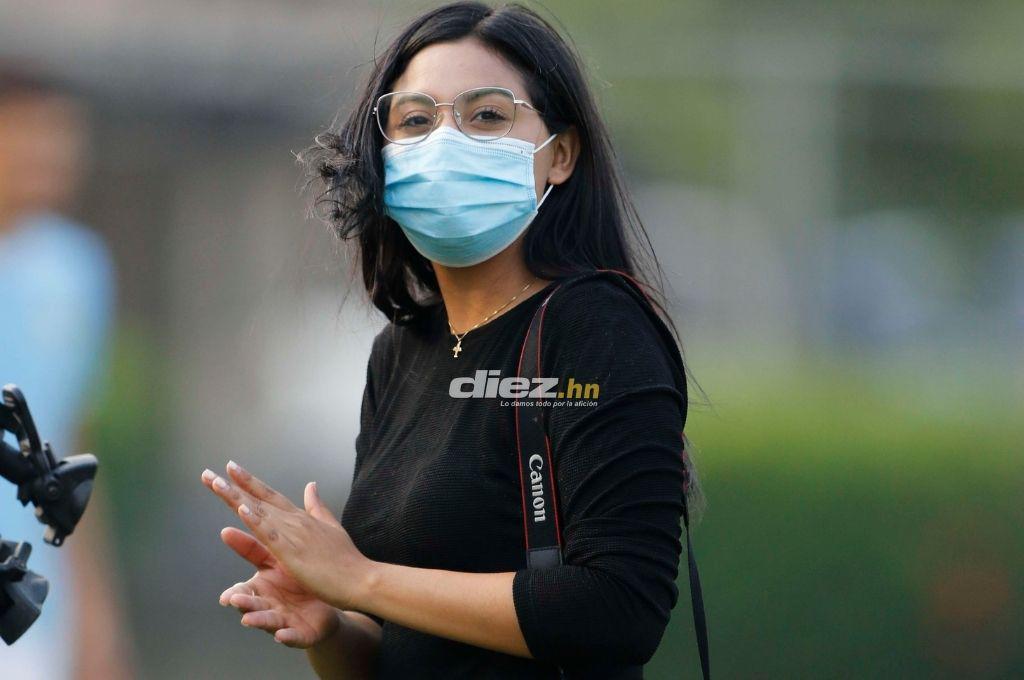 Visita especial, así fue captado Omar Rosas, ¿y quién es la fotógrafa?: El nuevo entrenamiento de Real España pensando en la final ante Motagua