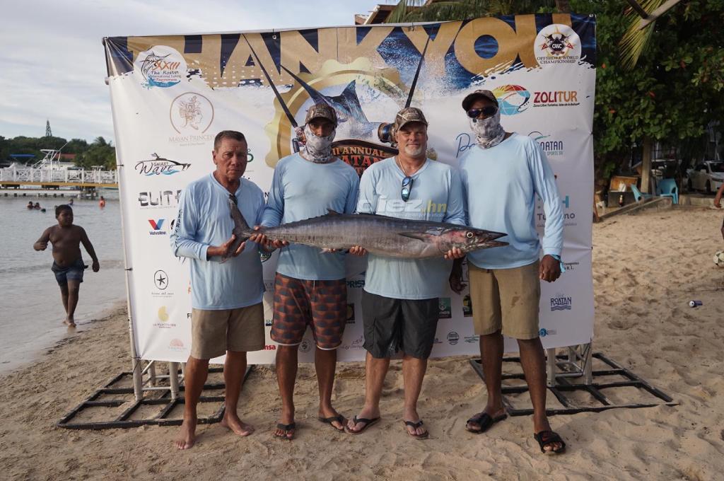 La embarcación Barana apunta al bicampeonato en el Torneo de Pesca Roatán: pescaron dos Blue Marlin