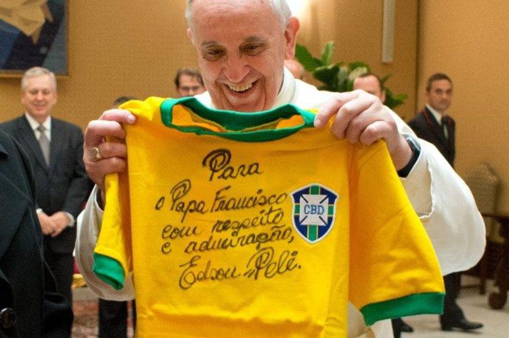 Papa Francisco: hizo llorar a Messi, el club de sus amores y motivo por el que no vio el Mundial que ganó Argentina en 2022
