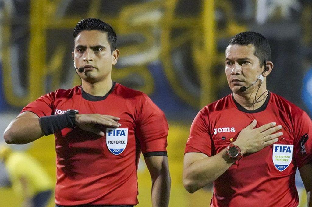 Árbitros hondureños son elegidos para dirigir en los próximos Juegos Olímpicos en París 2024