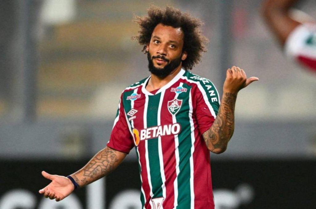 Marcelo vuelve a jugar al fútbol tras su salida de Fluminense y escándalo con Mano Menezes: lo subió en sus redes sociales