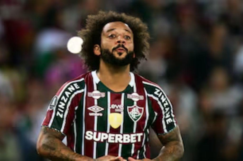 Marcelo vuelve a jugar al fútbol tras su salida de Fluminense y escándalo con Mano Menezes: lo subió en sus redes sociales