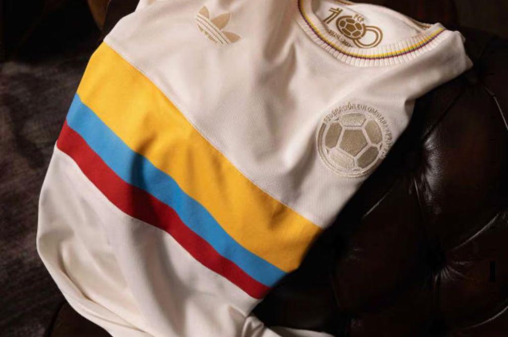 Colombia presentó oficialmente la nueva camiseta que estrenarán en las Eliminatorias Conmebol ¿Qué precio tiene?