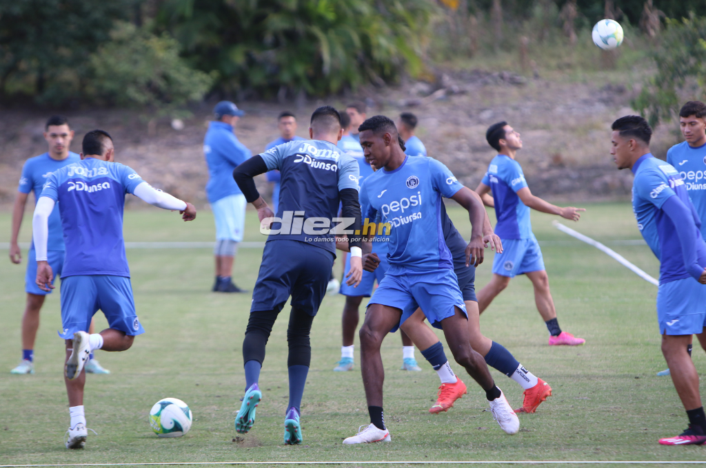 ¡Con nuevo fichaje y Auzmendi! Así fue el último entrenamiento de Diego Vázquez con Motagua previo a enfrentar al Olancho FC