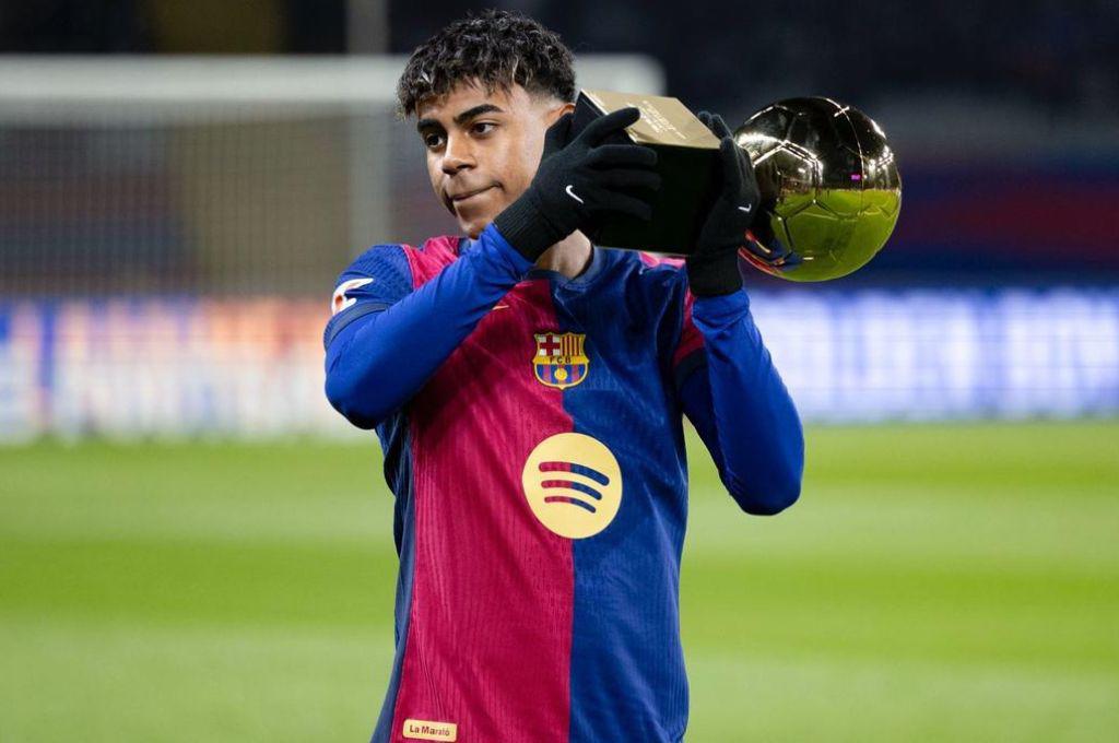 Lamine Yamal confiesa el defensa más duro que enfrentó: “en los entrenamientos Araújo, como rival...”