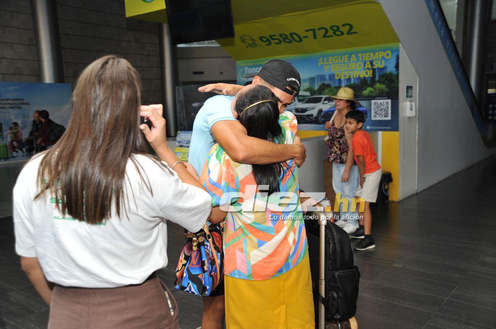 La tremenda sorpresa que se llevó Palma, la cara seria de Rueda y ¿por qué los seleccionados llegaron con calcetas altas?