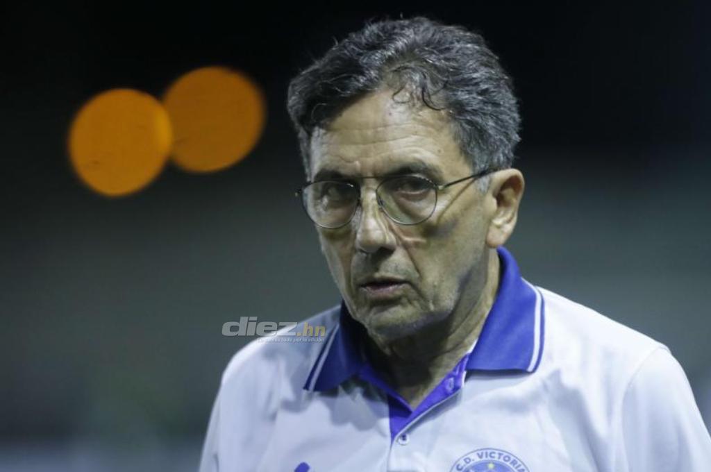 ¿Se acabó la novela? Presidente del Victoria confirma la permanencia del entrenador Salomón Nazar