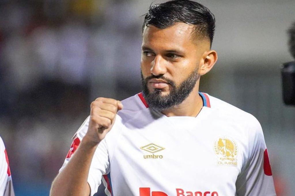 Jorge Álvarez, volante del Olimpia, y la situación real sobre su lesión ¿Llegará para las semifinales?