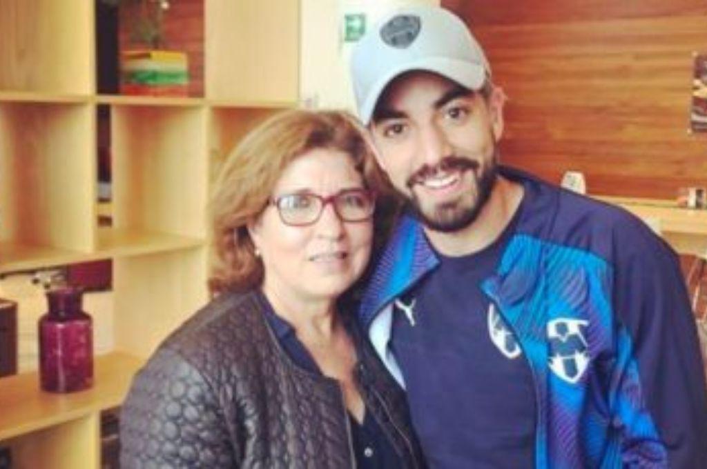 Su madre recibió dos disparos: Acribillan a familiar de Rodolfo Pizarro en su casa y el mexicano deja un triste mensaje