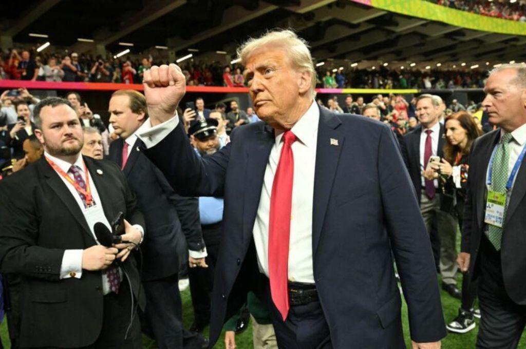 Trump se burló de Taylor Swift, el artista que fue detenido en el show de medio tiempo y lo que hizo Messi en el Super Bowl 2025