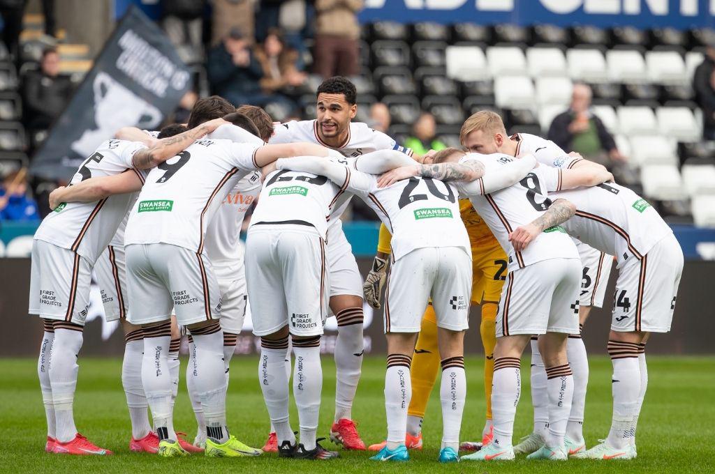 Renunció seguir dirigiendo en Inglaterra y ahora trabaja en un aeropuerto: la razón por la que tomó está decisión: Es un cambio radical