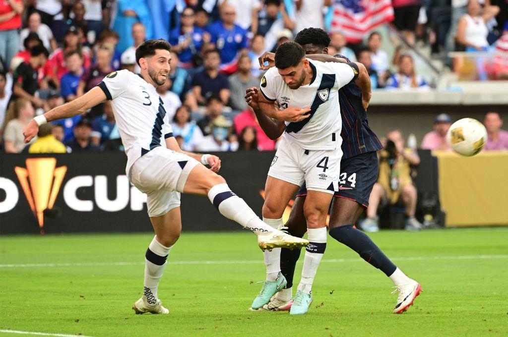 Estados Unidos lo sufre, pero vence a Guatemala y sella su clasificación a la gran final de la Copa Oro
