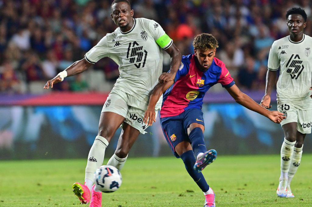 Barcelona, goleado en el Joan Gamper: Presentó dos fichajes, regresó Lamine Yamal y los dorsales confirmados