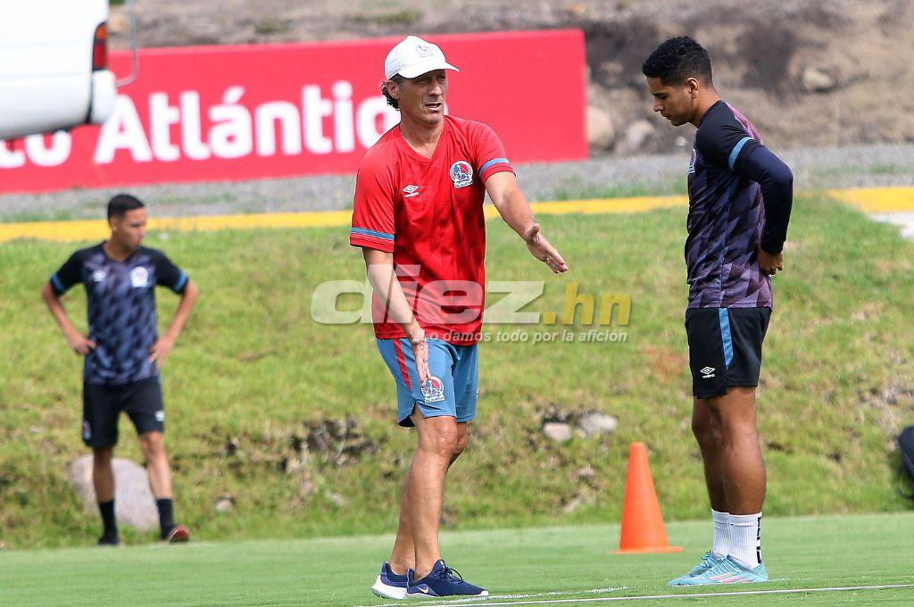 Visita de lujo, las órdenes de Pedro Troglio y las apuestas de Menjívar; así entrenó el Olimpia previo a la final ante Olancho